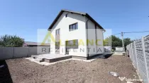 Casa Individuala - 4 camere - 2 bai - 320mp teren