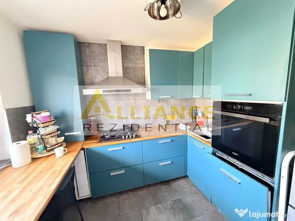 Duplex - 4 camere - 2 bai - 200mp teren