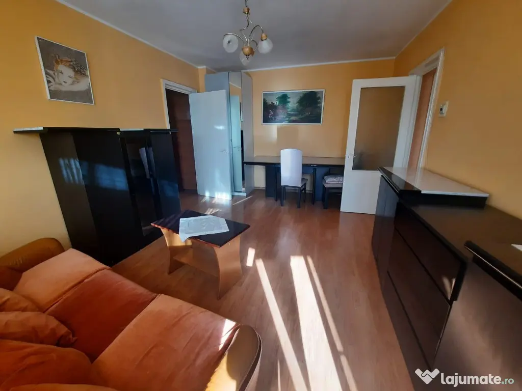 Central, Unirii, ofer 2 camere bd.Cantemir, bloc reabilitat, AC.