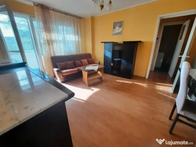 Central, Unirii, ofer 2 camere bd.Cantemir, bloc reabilitat, AC.