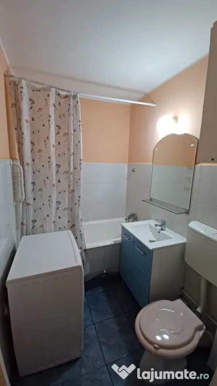 Central, Unirii, ofer 2 camere bd.Cantemir, bloc reabilitat, AC.