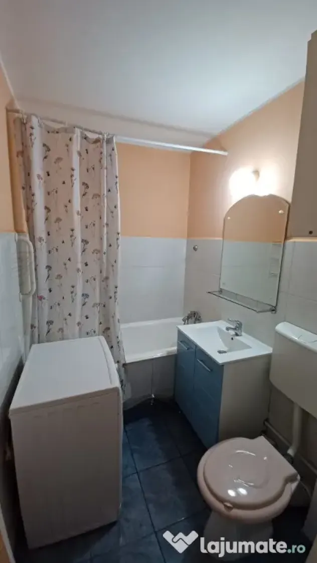 Central, Unirii, ofer 2 camere bd.Cantemir, bloc reabilitat, AC.
