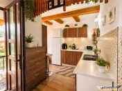 Cocheta casuta,mobilata,accesorizata, garaj,gradina,foisor,L