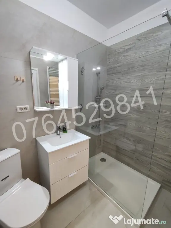 Apt. 2 cam. Central Address, bloc 2022 zona 13 Septembrie,Str. Nasaud