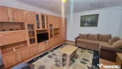 Studio la casa , zona strazii Lunga 