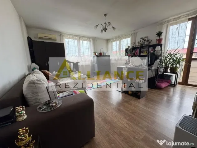 Apartament 3 camere - 77 mp - Drumul Fermei
