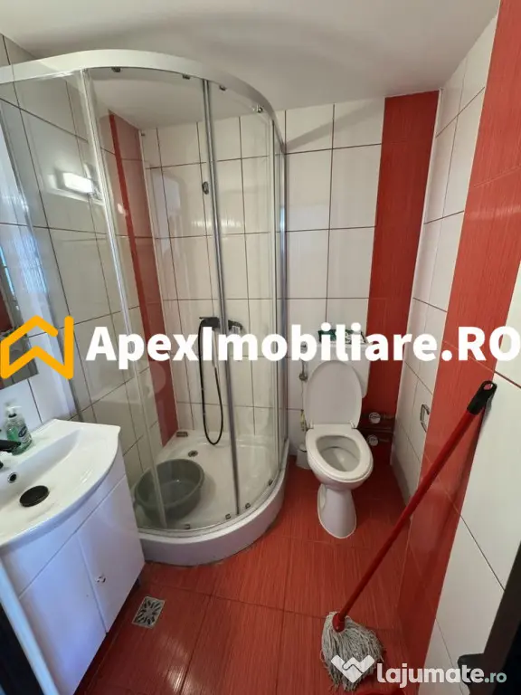 Garsoniera de inchiriat P-ta Victoriei București | ApexImob