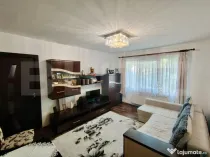Apartament cu 2 camere 42 mp, semidecomandat, cu loc de parc