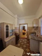 Apartament de închiriat – Parter în vilă, 3 camere, 100