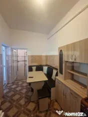 Apartament de închiriat – Parter în vilă, 3 camere, 100