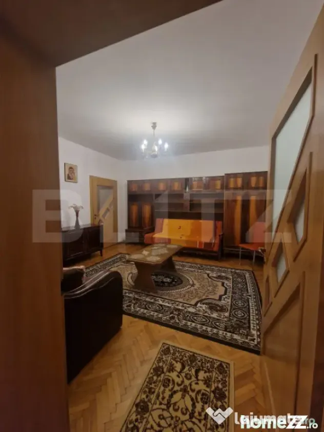 Apartament de închiriat – Parter în vilă, 3 camere, 100