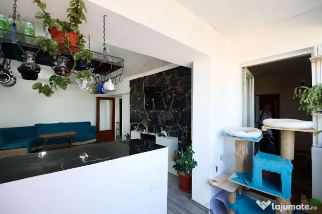 Apartament 4 camere - zona zero Pitesti!