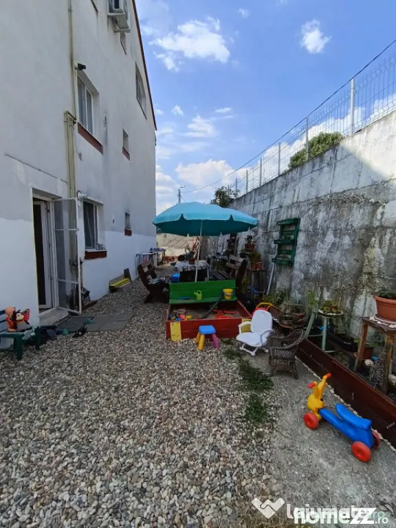 Apartament cu curte proprie și vedere panoramică