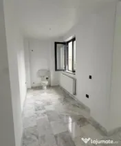 Spațiu comercial P+1, Central, 198 mp, Trafic intens, Parca