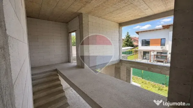 Vilă individuala cu vedere catre lac |5 camere | Corbean...