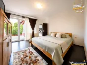 Resedinta privata la marginea padurii, 1.400mp parc privat,