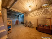 Resedinta privata la marginea padurii, 1.400mp parc privat,