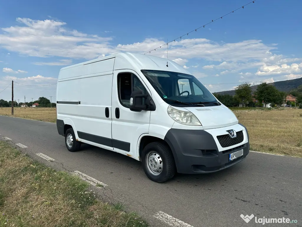 Peugeot Boxer 2010 bus