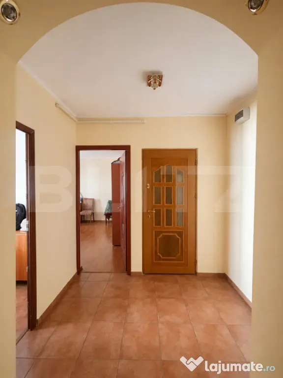 Apartament 3 camere, 68 mp, etaj 2, zona Luceafărului – M
