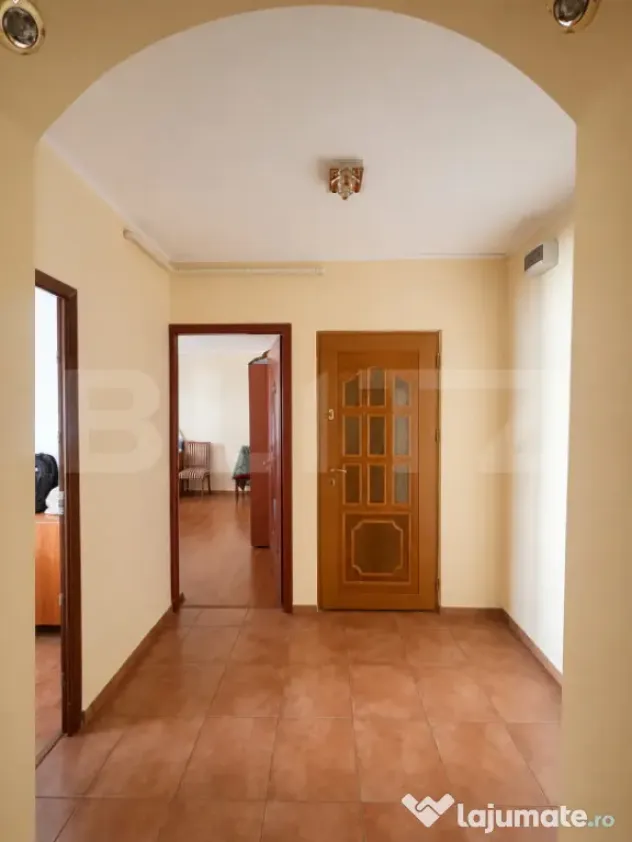 Apartament 3 camere, 68 mp, etaj 2, zona Luceafărului – M