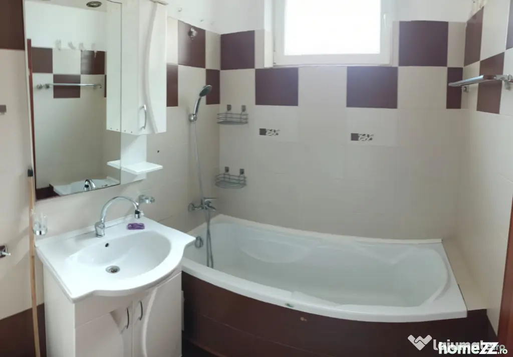 Apartament 3 camere, 68 MP+ Parcare, Zona Tineretului, Flore