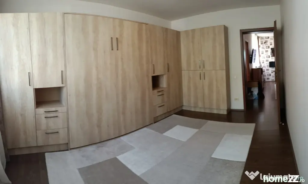 Apartament 3 camere, 68 MP+ Parcare, Zona Tineretului, Flore