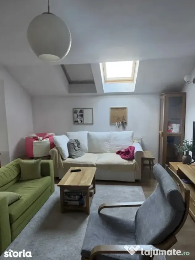 Apartament de vanzare semidecomandat ,3 camere 67 mp , zona