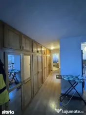 Apartament de vanzare semidecomandat ,3 camere 67 mp , zona 