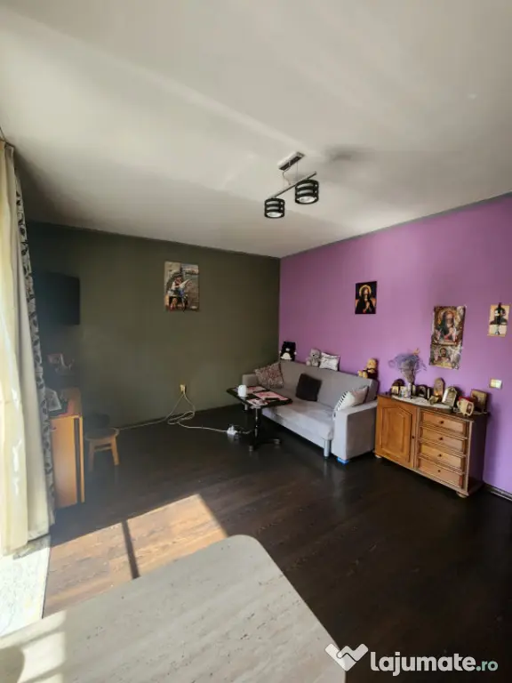 Apartament 2 Camere si Parcare inclusa in pret, Zona Stejaru