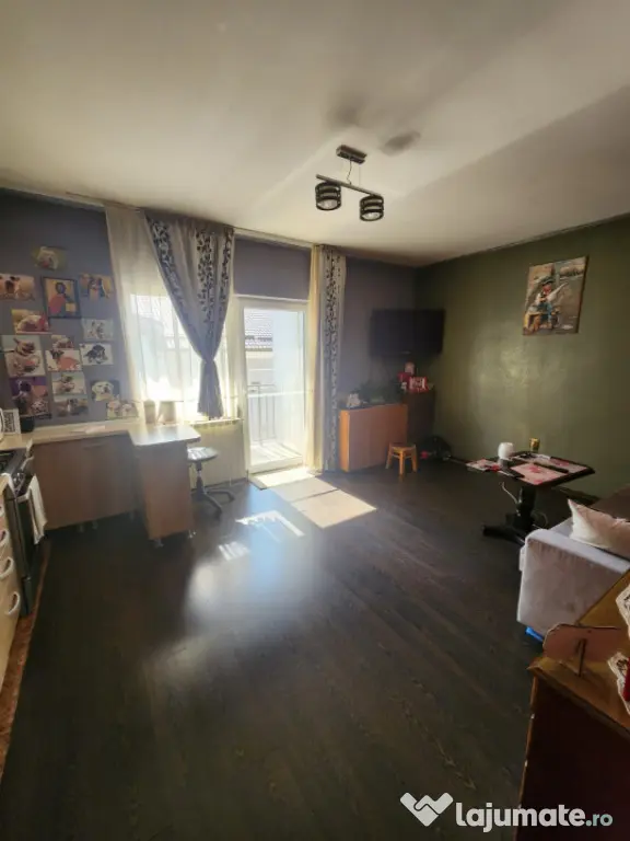 Apartament 2 Camere si Parcare inclusa in pret, Zona Stejaru