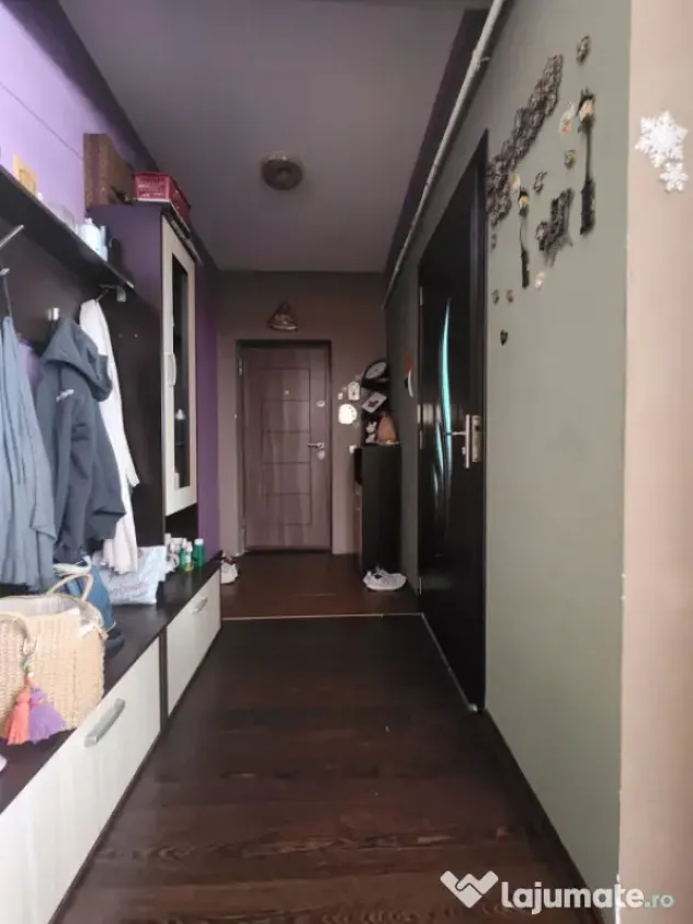 Apartament 2 Camere si Parcare inclusa in pret, Zona Stejaru