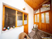 Resedinta si pentru doua familii, 217 mp utili, 6 dormitoare 