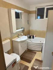Apartament 2 camere, 57 mp, zona Eroilor