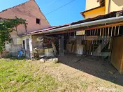 Casă cu anexe, 180 mp, teren intravilan 1.249 mp – Laz, S