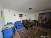 Casă cu anexe, 180 mp, teren intravilan 1.249 mp – Laz, S