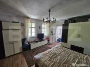 Casă cu anexe, 180 mp, teren intravilan 1.249 mp – Laz, S