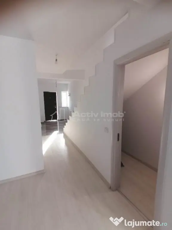 VANZARE - Casa sau SPATIU COMERCIAL - Locuinta si /sau Afa