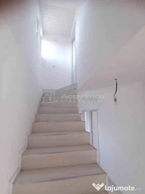 VANZARE - Casa sau SPATIU COMERCIAL - Locuinta si /sau Afa