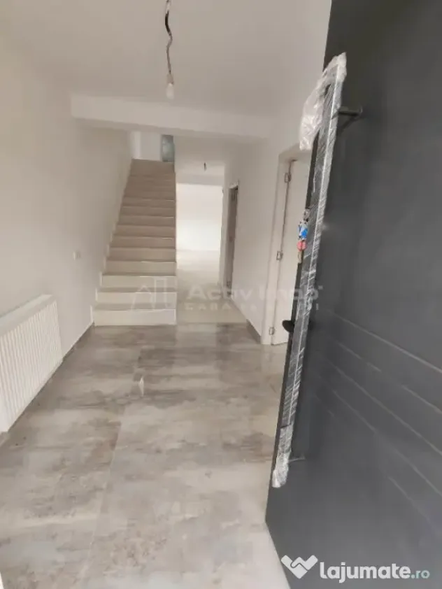 VANZARE - Casa sau SPATIU COMERCIAL - Locuinta si /sau Afa