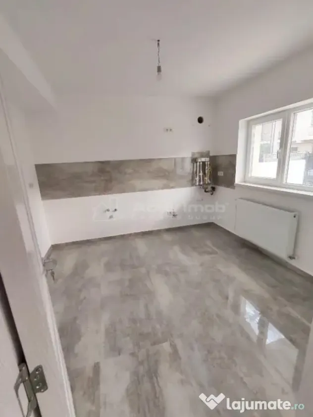 VANZARE - Casa sau SPATIU COMERCIAL - Locuinta si /sau Afa
