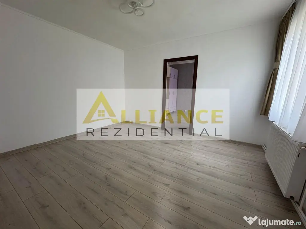 Apartament 2 camere de vanzare