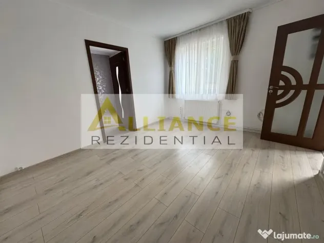 Apartament 2 camere de vanzare