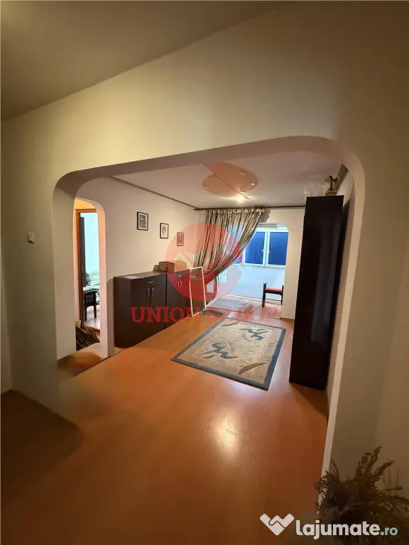 Apartament 4 Camere Decomandat Zona Inel II