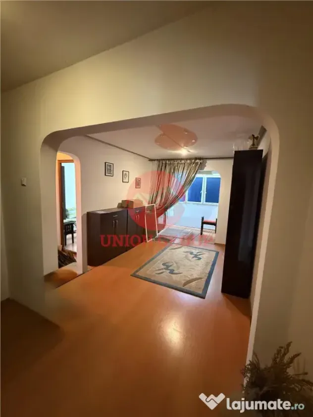 Apartament 4 Camere Decomandat Zona Inel II
