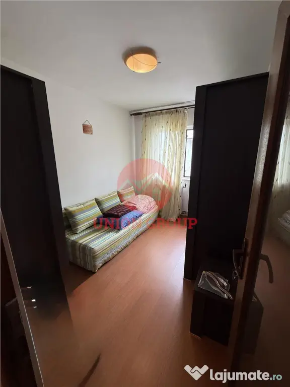 Apartament 4 Camere Decomandat Zona Inel II