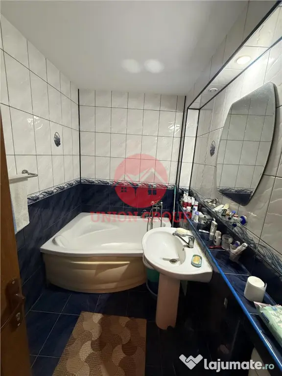 Apartament 4 Camere Decomandat Zona Inel II