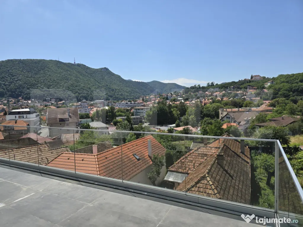 Apartament 2 camere / Locatie centrala / terasa 40mp / Dealu
