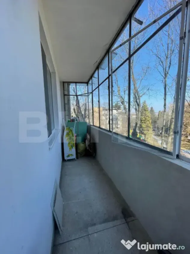 Apartament de 2 camere, decomandat, 54 mp, zona strazii Alee