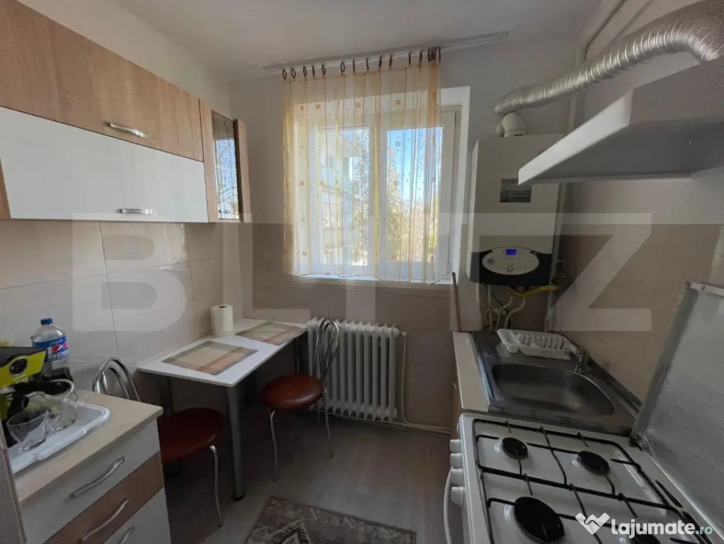 Apartament de 2 camere, decomandat, 54 mp, zona strazii Alee