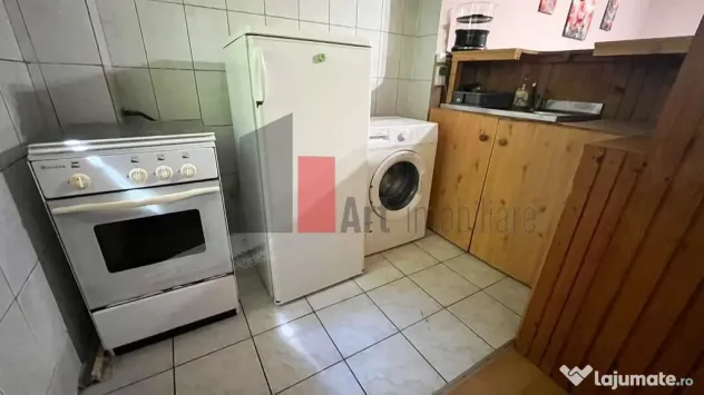 Urgent! Garsonieră cochetă, mobilată și utilată – ...